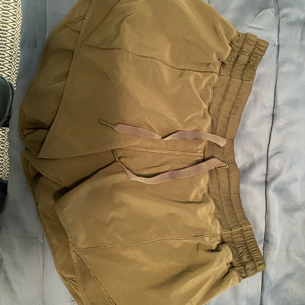 Lululemon olive hotty hot tall shorts size 10
